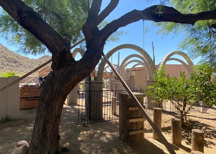Tropical Mountain Valley Casita Mesa