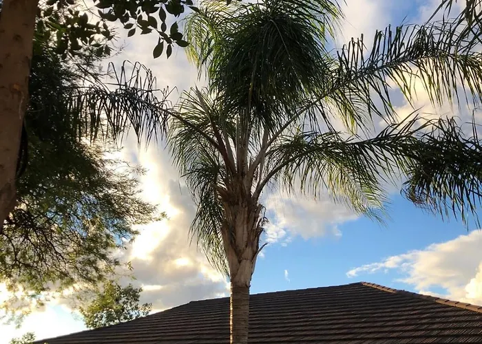 Tropical Mountain Valley Casita